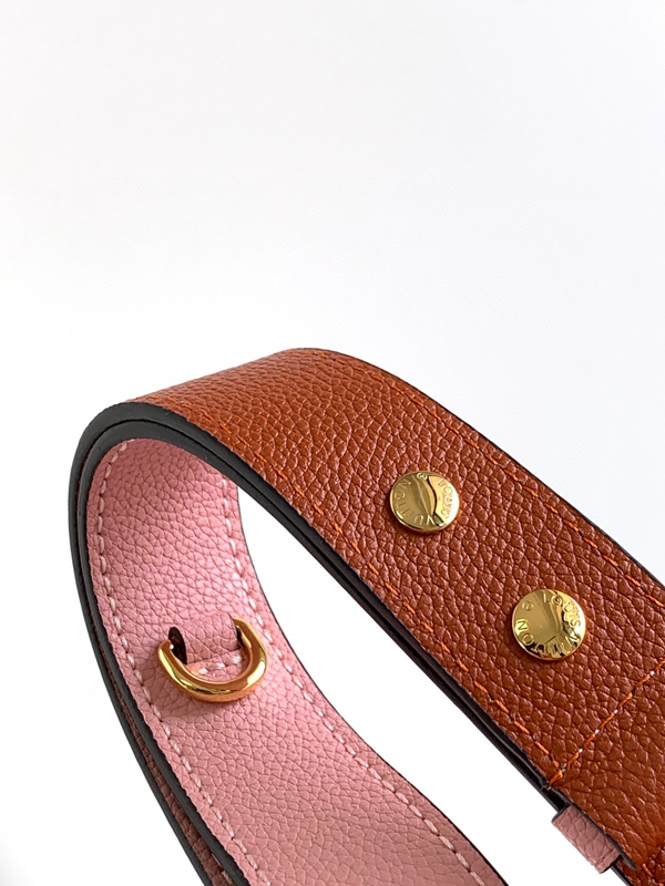 ルイヴィトンバッグ角部分ディテール